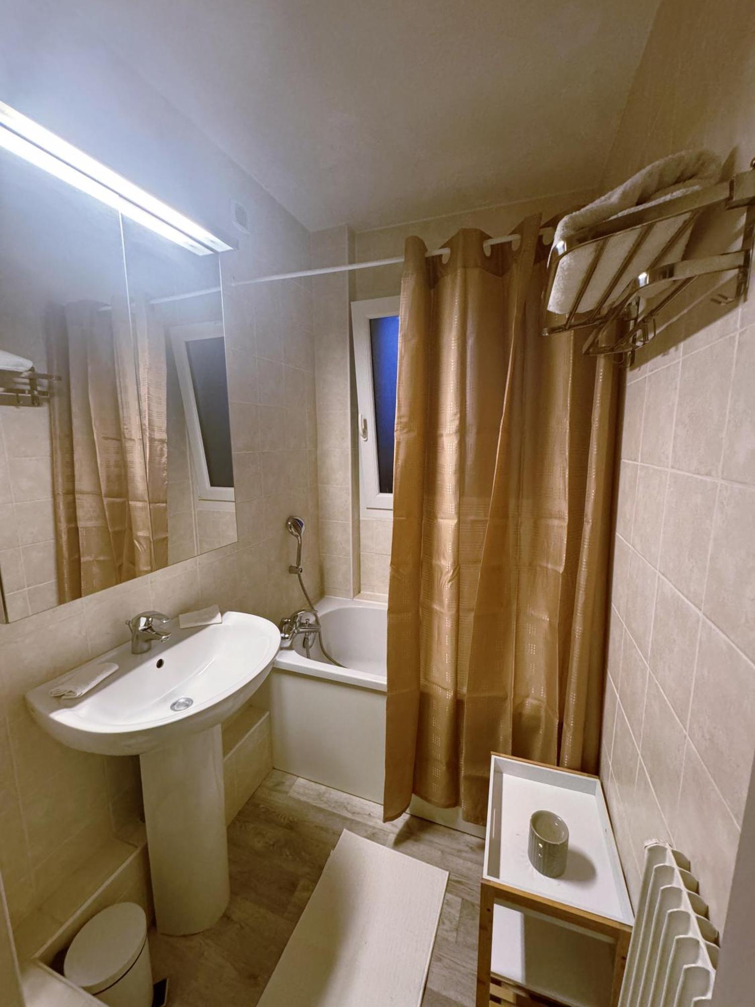 Le 6Eme Ciel Apartment อาร์ราส ภายนอก รูปภาพ